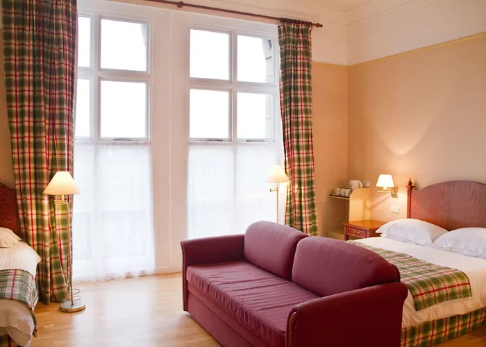Duke Of Cornwall Hotel
